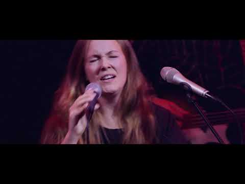 Hannah Tolf - Like Fire (livevideo)