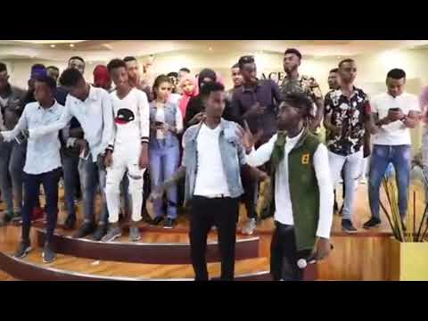 Lil Baliil Ft King Araash-Raaliyo ( FROM BAADIYO )  sms skiza 7755532 to 811