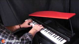 Video thumbnail for KORG microPIANO, di Enrico Cosimi by accordoTV