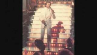 ENGELBERT HUMPERDINCK  WALK HAND IN HAND_0001.wmv