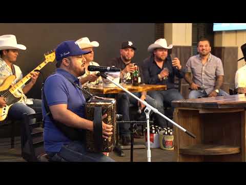 Los Nuevos Relampagos  El Rey Pobre en vivo