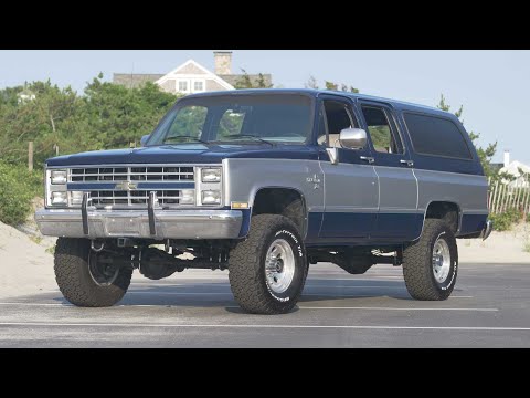 1988 Chevrolet Suburban (CC-1750331) for sale in Hyannis, Massachusetts
