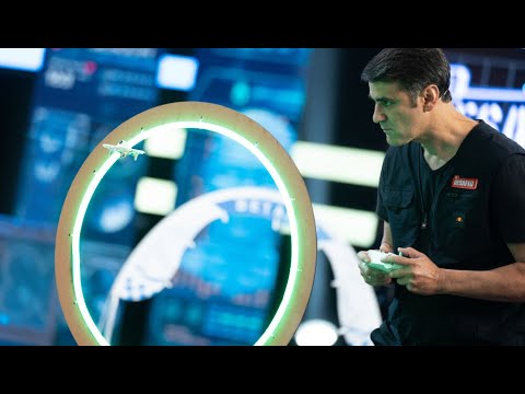 El fascinante vuelo de Jesulín de Ubrique con el dron - El Desafío