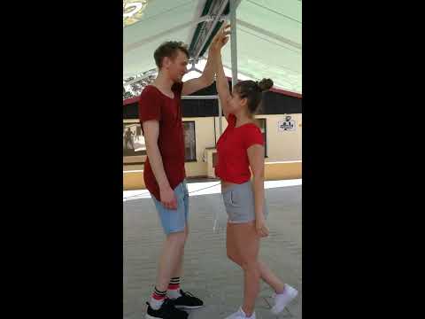 Nora & Miki | Bachata Improvisation