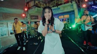 Download lagu Yeni Inka - Top Topan (kulo pun angkat tangan) mp3 Download lagu Yeni Inka - Top Topan (kulo pun angkat tangan) mp3