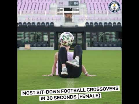 Venezuelan multiple record-smashing freestyler Laura Biondo is on the ball for #GWRday ⚽