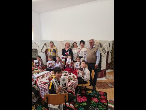 Zenovia Zamfir în com. Zătreni jud. Vâlcea 17 mai 2022 „La noi în sat la șezătoare”