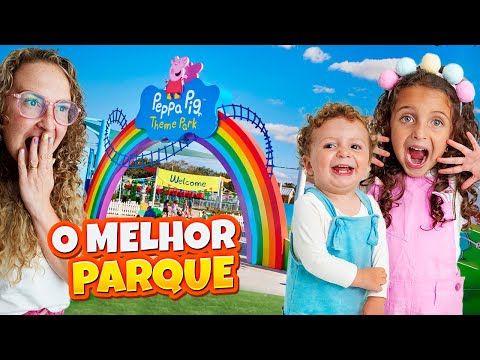 BELLA E LUCCA BRINCAM  NO PARQUE DA PEPPA PIG - FAMÍLIA BELLA E LUCCA SHOW
