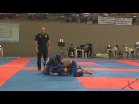 BRASILEIRO INTERCLUBES 2013 - Leonir de Castro x Leandro Gomes by X-COMBAT