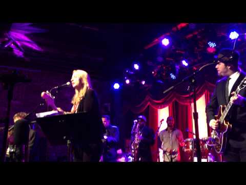 "Little By Little" Susan Tedeschi w/ Soulive @ The Brooklyn Bowl,NYC 3-19-2014