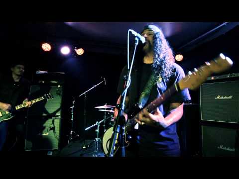 Brant Bjork "The Future Rock (We Got It)" LIVE at the Barwon Club