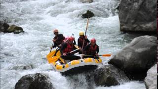 La Riviere Sauvage hé oui il faut savoir se mouiller. Merci à Vous Queyraft.rafting queyras