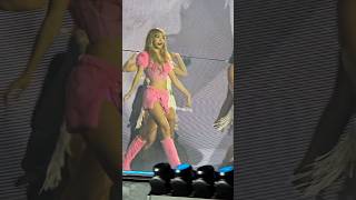 Download lagu LISA - LIFESTYLE Wembley day 2 #deadlineworldtour mp3 Download lagu LISA - LIFESTYLE Wembley day 2 #deadlineworldtour mp3