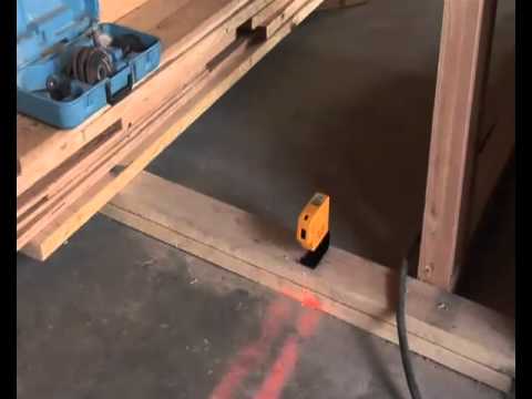 PLS3 Plumb Laser Level