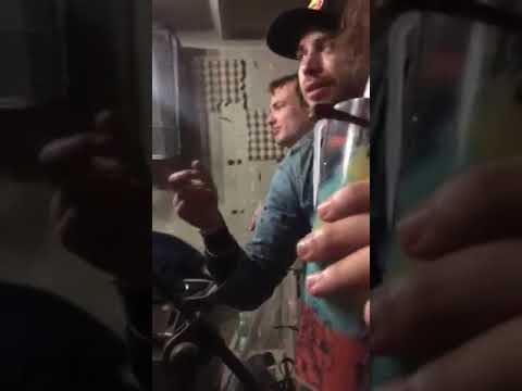 #Pokora - Gerbera / Zrnko piesku (Pohoda / Garáž)