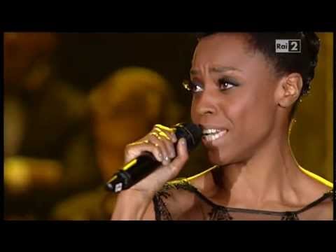 Concerto di Natale - Vent'anni - Skye: Love Show ... Live