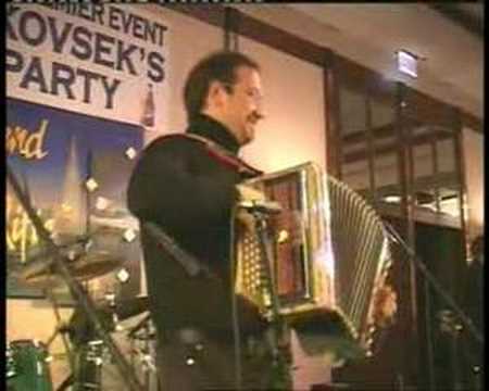 Denis Novato - Od vasi do vasi (Avsenik)