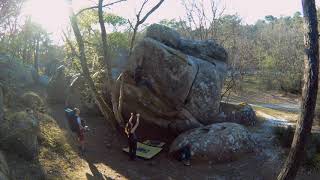 Video thumbnail of Surplomb de l'Usi, 5c. Fontainebleau