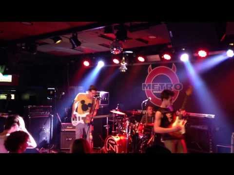 ŇUŇU - Ňuňu - Funěla (Starobrno Rock Battle - Metro Music Bar, 7.1.2014