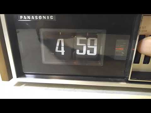Panasonic RC-7469 AM/FM Flip Clock Radio
