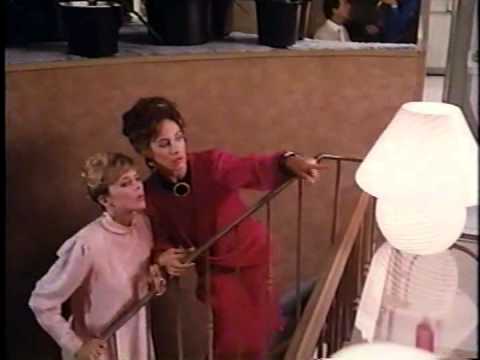 Carly Simon 'You Belong To Me' clip in Desperately Seeking Susan