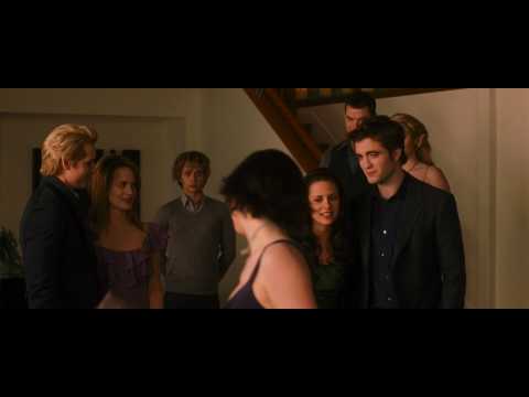 THE TWILIGHT SAGA: NEW MOON - Teaser Trailer