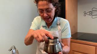 How to Make Coffee in a Moka Pot #ItalianCoffee