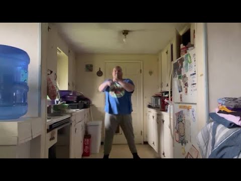 14 MIN CHRISTMAS DANCE PARTY WORKOUT #Christmas #HomeWorkout #danceworkout #magisto 