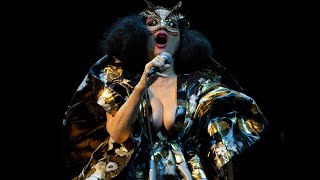 Björk - Pluto (live)