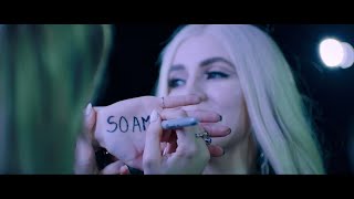 Musik-Video-Miniaturansicht zu So Am I Songtext von Ava Max
