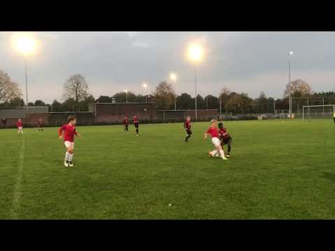 SC Helmondia JO11-1 - Rhode/Van Stiphout Bouw JO11-1