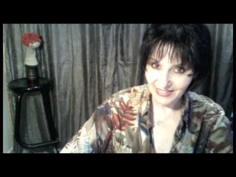 Daily Minute with J'Ouellette® - Homonyms: autruche vs. Autriche - Learn Parisian French on Skype