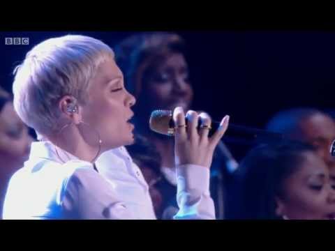 Jessie J - Amazing Grace (Unity - A concert for Stephen Lawrence)