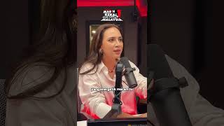 Download lagu Ha! Terjawab kan, patut lah macam ada aura tu, Anita Sarawak ❤️😍 #hotfm #radiono1 #dianadanielle mp3