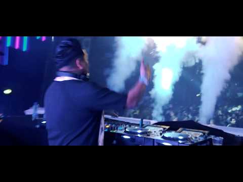 Mike Rock @ Central Sudio's NYE TIKTAK 2020 [short]