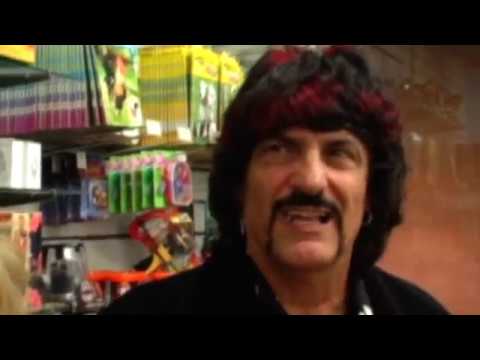 CARMINE APPICE pronounces his last name. (w/ Christian Malmin)