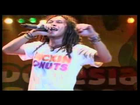 Boys N Root - Ngaku Ngaku (Indonesia Reggae Fest 2011)