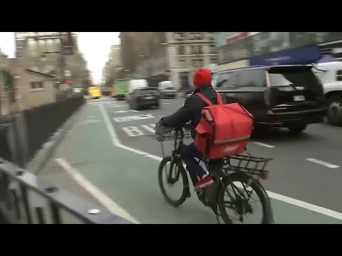 Mamdani says New York City is taking legal action against delivery app following driver complaints