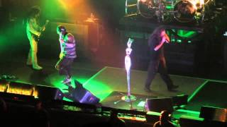 preview picture of video 'Korn - Helmet In The Bush ( Live) Wellmont Theater Montclair NJ 5/22/2013'