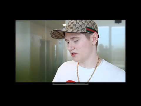 EINÁR-ROLIG INTERVJU