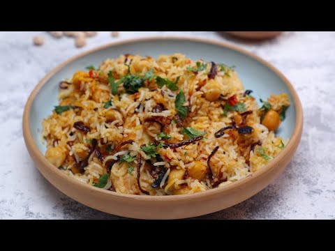 🔥Spicy Aloo Chole Biryani in Pressure Cooker | Kabuli Chana Biryani Recipe | How To Make Veg Biryani