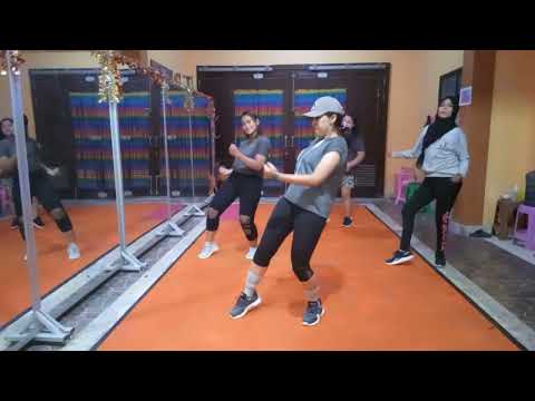 Klaten Jogja Solo - Yogi RPH DJ Febry Bayu Onyonk | Senam | Tik Tok | Evin Malang