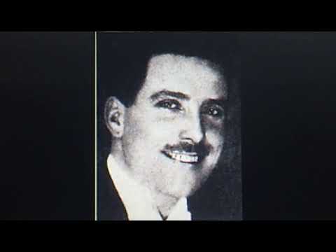 Savoy Orpheans, directed  by Debroy Somers:  "Charleston"  (1925)