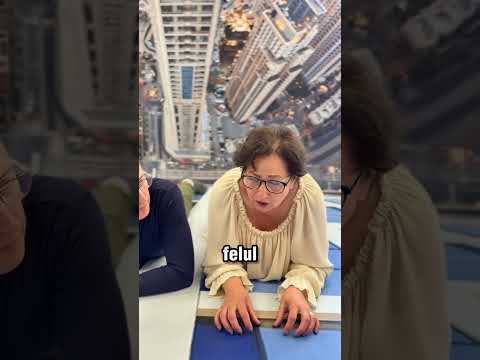 Giculina si Adriana la muzeul 3D