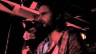 Miike Snow:: Song for No One