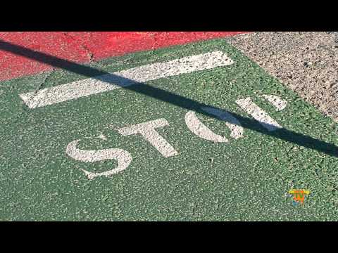 07/02/12 – Nueva señalítica en el carril-bici de la Carretera La Nucía-Benidorm.
