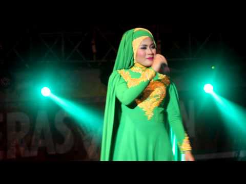 Risti Kdi - live palangkaraya  - Dua Bahtera