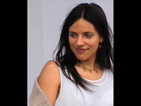 Palya Bea - Utánam a vízözön