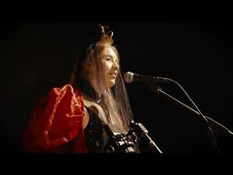 Mermaid Chunky Goodshed Session filmed live at Brunel Goods Shed, Stroud