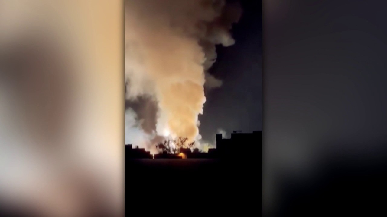 فيديو | مشاهد لتصاعد أعمدة الدخان في مدينة تشابهار جنوبي شرقي إيران